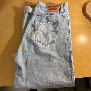 Levi’s Ribcage Jeans